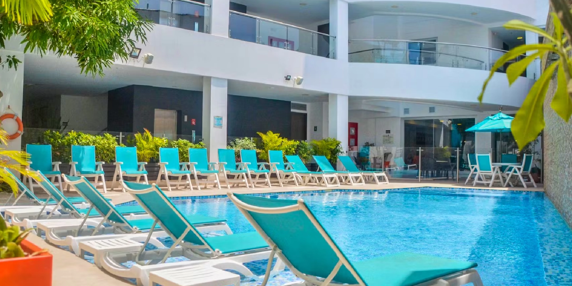 Hotel Portobelo Plaza de las Américas