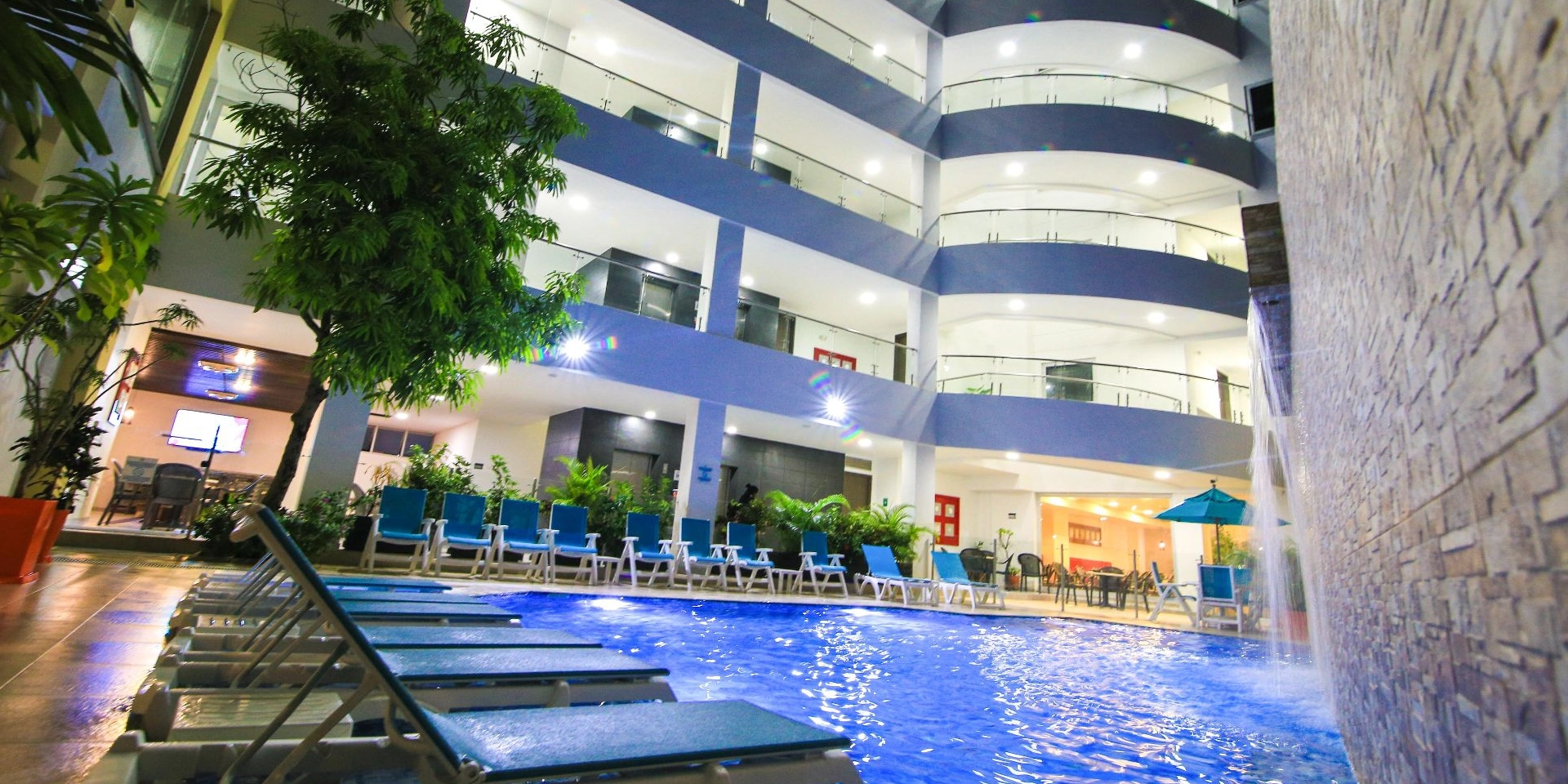 Hotel Portobelo Plaza de las Américas